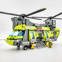 Incarca imaginea in Galerie, LEGO® 60125 ReGenerat: City - Volcano Heavy-lift Helicopter