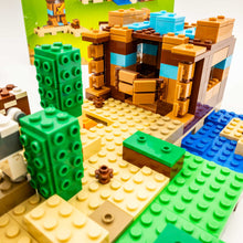 Incarca imaginea in Galerie, LEGO® 21135 ReGenerat: Minecraft™ - Cutie de crafting 2.0