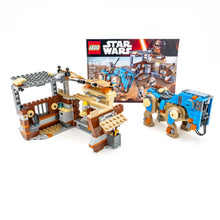 Incarca imaginea in Galerie, LEGO® 75148 ReGenerat: Star Wars™ - Confruntare pe Jakku™