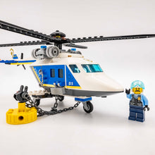 Incarca imaginea in Galerie, LEGO® 60243 ReGenerat: City - Urmărire cu elicopterul poliției