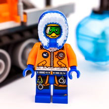 Incarca imaginea in Galerie, LEGO® 60033 ReGenerat Premium: City - Mașină cu șenile pentru gheață