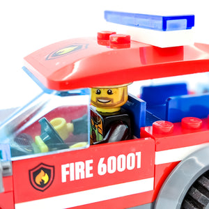 LEGO® 60001 ReGenerat: City - Mașina comandantului pompier