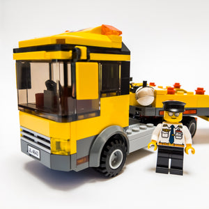 LEGO® 4643 ReGenerat eManual RePopulat: City - Transportator barca de viteza