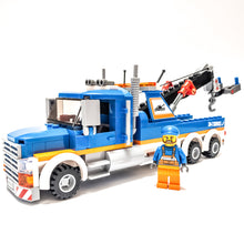 Incarca imaginea in Galerie, LEGO® 60056 ReGenerat Premium: City - Masina de tractare