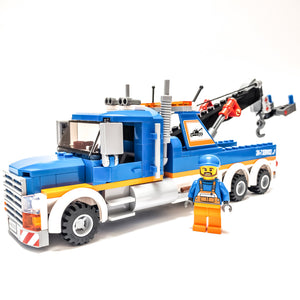 LEGO® 60056 ReGenerat Premium: City - Masina de tractare