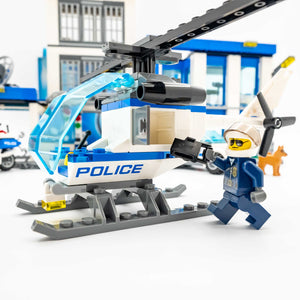 LEGO® 60047 ReGenerat: City - Stația de poliţie