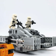 Incarca imaginea in Galerie, LEGO® 75152 ReGenerat: Star Wars™ - Imperial Assault Hovertank™