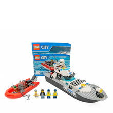 Incarca imaginea in Galerie, LEGO® 60129 ReGenerat: City - Nava de patrulare a poliției