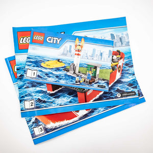 LEGO® 60109 ReGenerat: City - Șalupa de stins incendii