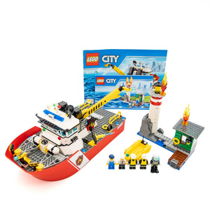 LEGO® 60109 ReGenerat: City - Șalupa de stins incendii