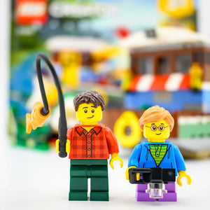LEGO® 31093 ReGenerat: Creator - Căsuța din barcă