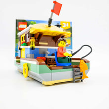 Incarca imaginea in Galerie, LEGO® 31093 ReGenerat: Creator - Căsuța din barcă