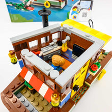 Incarca imaginea in Galerie, LEGO® 31093 ReGenerat: Creator - Căsuța din barcă