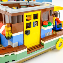 Incarca imaginea in Galerie, LEGO® 31093 ReGenerat: Creator - Căsuța din barcă