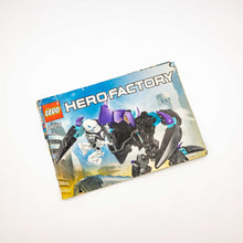 Incarca imaginea in Galerie, LEGO® 44016 ReGenerat: Hero Factory - Bestia Falcă contra Stormer (Jaw Beast vs Stormer)