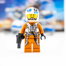 Incarca imaginea in Galerie, LEGO® 75125 ReGenerat: Star Wars™ - Resistance X-Wing Fighter™