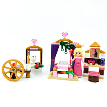 Incarca imaginea in Galerie, LEGO® 41060 ReGenerat Colectie: Disney™ - Dormitorul regal al Frumoasei Adormite