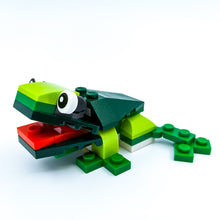 Incarca imaginea in Galerie, LEGO® 31031 ReGenerat Premium: Creator - Animale din pădurea tropicală