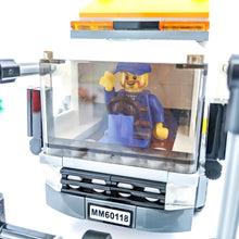 Incarca imaginea in Galerie, LEGO® 60118 ReGenerat: City - Camion pentru gunoi