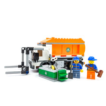 Incarca imaginea in Galerie, LEGO® 60118 ReGenerat: City - Camion pentru gunoi