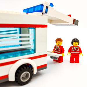 LEGO® 4431 ReGenerat Colecție: City - Ambulanță