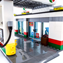 Incarca imaginea in Galerie, LEGO® 60132 ReGenerat Colecție: City - Service auto
