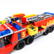 Incarca imaginea in Galerie, LEGO® 60061 ReGenerat Colecție: City - Camionul de pompieri al aeroportului
