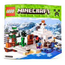 Incarca imaginea in Galerie, LEGO® 21120 ReGenerat Premium: Minecraft - Ascunzișul din zăpadă