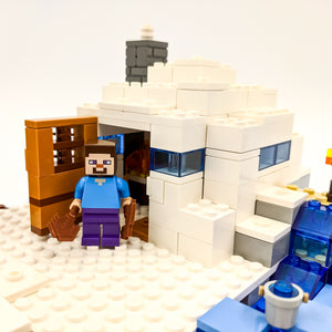 LEGO® 21120 ReGenerat Premium: Minecraft - Ascunzișul din zăpadă