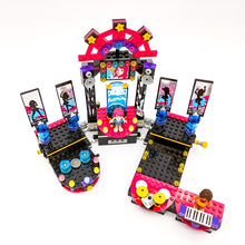 Incarca imaginea in Galerie, LEGO® 41105 ReGenerat: Friends - Scena de spectacol a vedetei pop