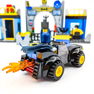 LEGO® 10672 ReGenerat: Juniors - Atacul din Peştera Liliecilor