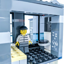 Incarca imaginea in Galerie, LEGO® 7498 ReGenerat: City - Stație de Poliție