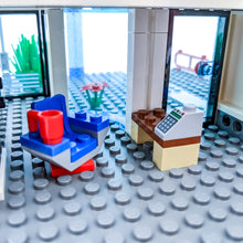 Incarca imaginea in Galerie, LEGO® 7498 ReGenerat: City - Stație de Poliție