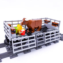 Incarca imaginea in Galerie, LEGO® 60052 ReGenerat: Tren Marfar