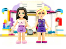 Incarca imaginea in Galerie, LEGO® 41093 ReGenerat: Friends - Salonul de coafură din Heartlake