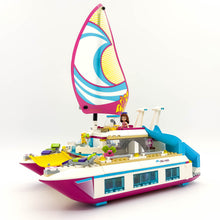 Incarca imaginea in Galerie, LEGO® 41317 ReGenerat: Friends - Croazieră însorită pe catamaran
