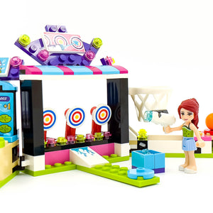 LEGO® 41127 ReGenerat: Friends - Sala de jocuri din parcul de distracții