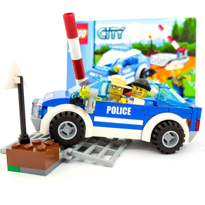 LEGO® 4436 ReGenerat: City - Mașină de patrulare