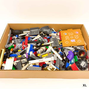 Cutie cu supliment creativ din piese Lego® vărsate