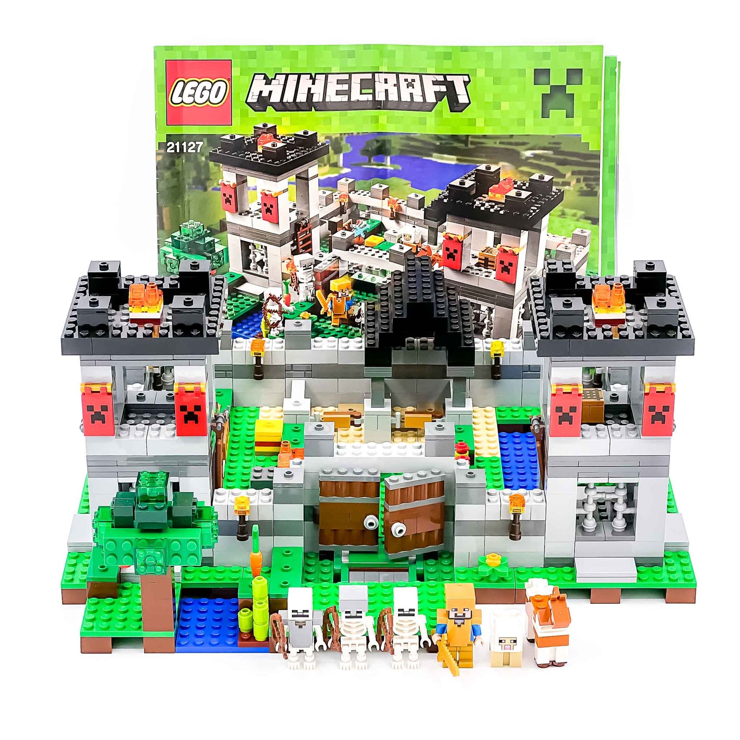 LEGO® 21127 ReGenerat: Minecraft™ - Fortăreața