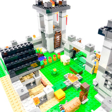 Incarca imaginea in Galerie, LEGO® 21127 ReGenerat: Minecraft™ - Fortăreața