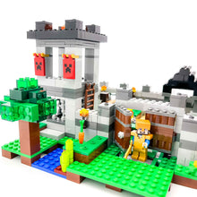 Incarca imaginea in Galerie, LEGO® 21127 ReGenerat: Minecraft™ - Fortăreața