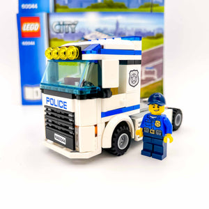 LEGO® 60044 ReGenerat: City - Unitatea mobilă de poliţie