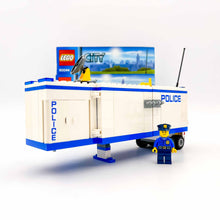 Incarca imaginea in Galerie, LEGO® 60044 ReGenerat: City - Unitatea mobilă de poliţie