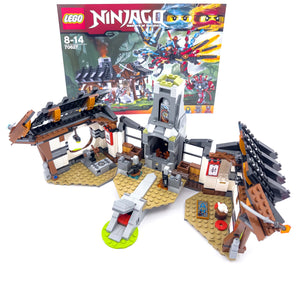 LEGO® 70627 ReGenerat: Ninjago™ - Fierăria dragonului