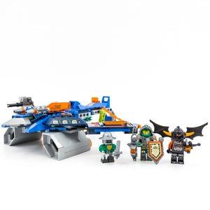 LEGO® 70320 ReGenerat eManual: NEXO KNIGHTS™ - Nava Aero Striker V2 a lui Aaron