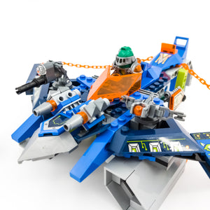 LEGO® 70320 ReGenerat eManual: NEXO KNIGHTS™ - Nava Aero Striker V2 a lui Aaron