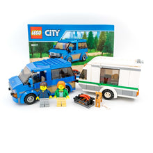 Incarca imaginea in Galerie, LEGO® 60117 ReGenerat: City - Furgoneta si rulota
