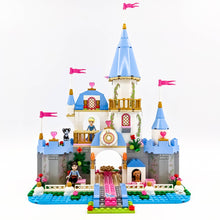 Incarca imaginea in Galerie, LEGO® 41055 ReGenerat: Disney™ - Castelul romantic al Cenuşăresei