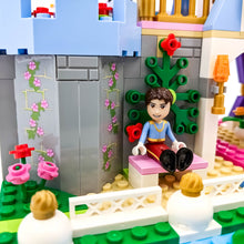 Incarca imaginea in Galerie, LEGO® 41055 ReGenerat: Disney™ - Castelul romantic al Cenuşăresei